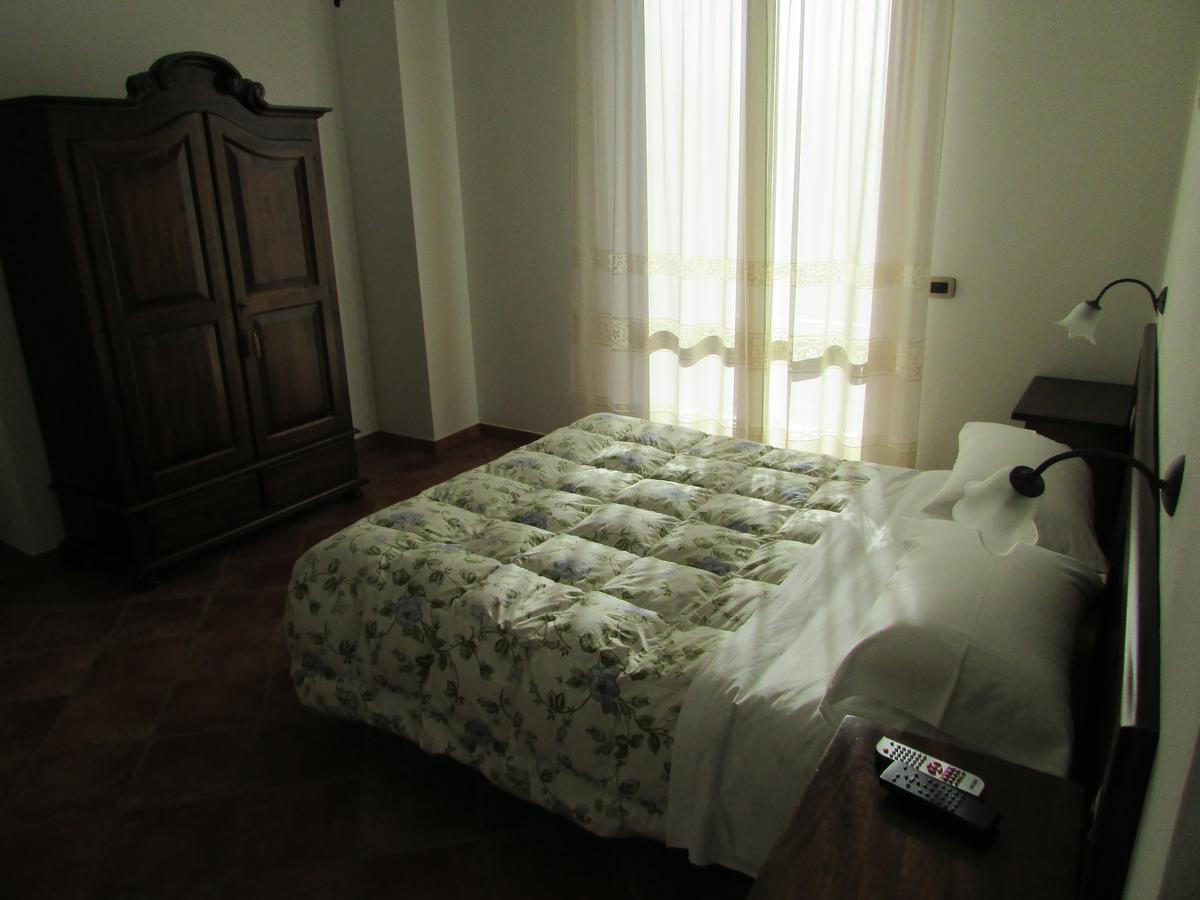 B&B Il Girasole - Rooms & House In Country - 1500 Meters From Historic Center มอนติปุลเชียโน ภายนอก รูปภาพ